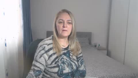 maturediana online show from February 28, 2025, 10:20 am