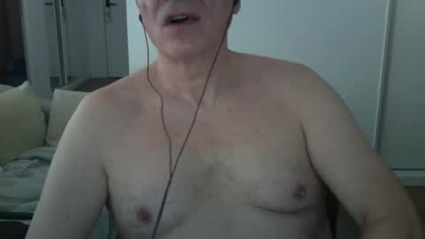Snapshot of maturehotman chatting on February 1, 2025, 9:54 am maturehotman online show from February 1, 2025, 9:54 am
