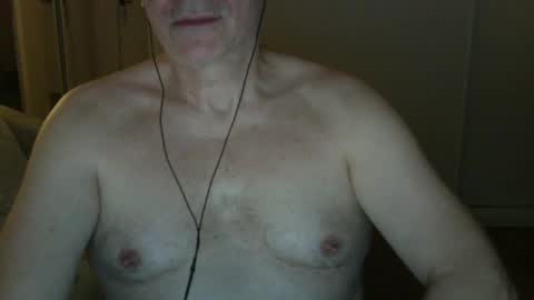 Snapshot of maturehotman chatting on February 26, 2025, 7:38 pm maturehotman online show from February 26, 2025, 7:38 pm