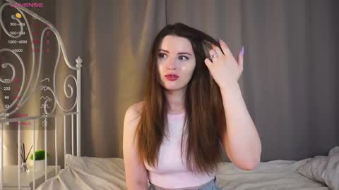 Snapshot of maudhaskell chatting on February 13, 2025, 4:39 pm Lily online show from February 13, 2025, 4:39 pm