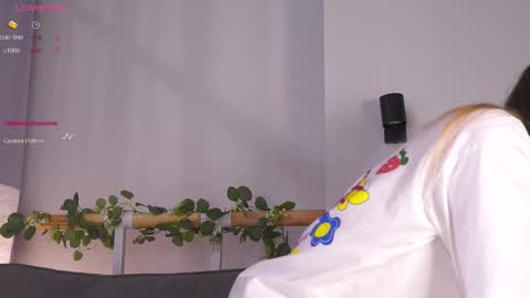 Snapshot of maudhaskell chatting on September 14, 2025, 3:44 pm Lily online show from September 14, 2025, 3:44 pm