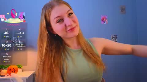 Snapshot of maureencoombs chatting on November 7, 2025, 4:34 am maureencoombs online show from November 7, 2025, 4:34 am