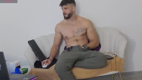 Snapshot of mauro_real_man chatting on November 8, 2025, 6:51 pm mauro_real_man online show from November 8, 2025, 6:51 pm