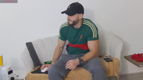 Snapshot of mauro_real_man chatting on November 11, 2025, 6:08 pm mauro_real_man online show from November 11, 2025, 6:08 pm