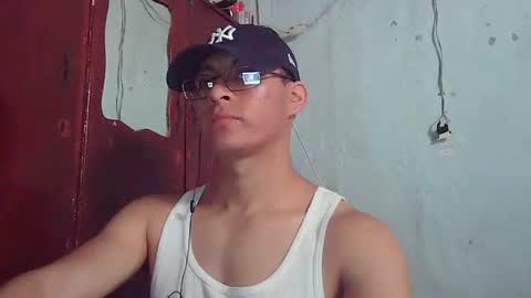 Mauro online show from December 4, 2025, 8:50 pm