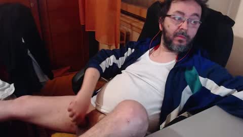 Max online show from February 8, 2025, 6:12 am