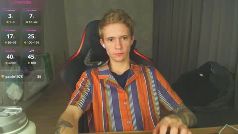 Snapshot of max_gen chatting on December 16, 2024, 8:58 pm Max Gen with tats 24years  And Ethan without tats 20 years online show from December 16, 2024, 8:58 pm
