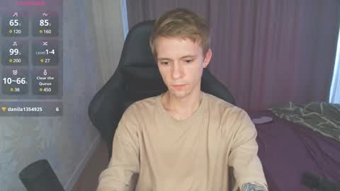 Snapshot of max_gen chatting on January 19, 2025, 12:17 pm Max Gen with tats 24years  And Ethan without tats 20 years online show from January 19, 2025, 12:17 pm