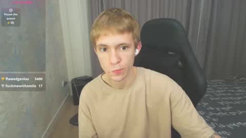Snapshot of max_gen chatting on February 3, 2025, 2:03 am Max Gen with tats 24years  And Ethan without tats 20 years online show from February 3, 2025, 2:03 am