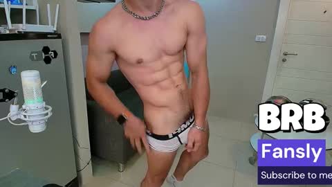 Snapshot of max_russell chatting on November 21, 2025, 10:47 am Former Porn Star online show from November 21, 2025, 10:47 am