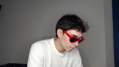 Snapshot of max_snow1616 chatting on October 18, 2025, 7:14 pm max_snow1616 online show from October 18, 2025, 7:14 pm