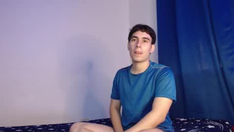 max_snow1616 online show from December 3, 2025, 6:39 pm