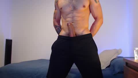 max_xl_ online show from November 27, 2025, 1:18 am