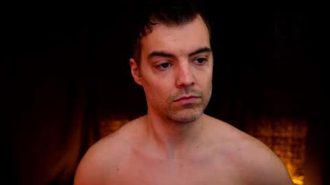 Max Hughes online show from November 4, 2025, 4:33 am