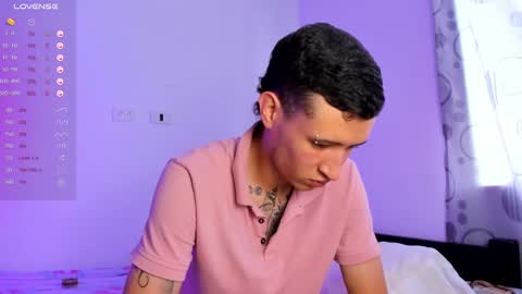 Snapshot of maxi_open chatting on February 14, 2025, 1:29 pm Maxi Model Independent online show from February 14, 2025, 1:29 pm