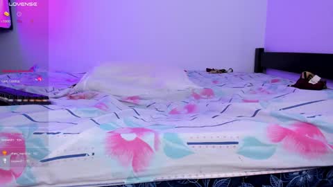 Snapshot of maxi_open chatting on February 14, 2025, 7:33 pm Maxi Model Independent online show from February 14, 2025, 7:33 pm