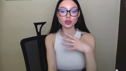 Snapshot of maxi_sweetheart chatting on December 26, 2024, 3:42 pm Joanna online show from December 26, 2024, 3:42 pm