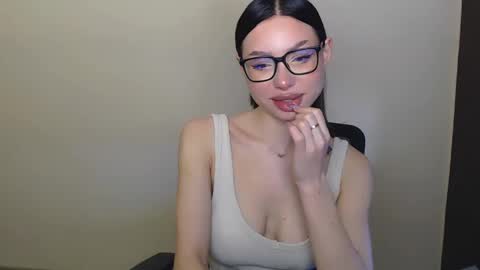 Snapshot of maxi_sweetheart chatting on January 5, 2025, 9:15 am Joanna online show from January 5, 2025, 9:15 am