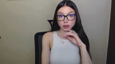 Snapshot of maxi_sweetheart chatting on January 13, 2025, 10:14 am Joanna online show from January 13, 2025, 10:14 am