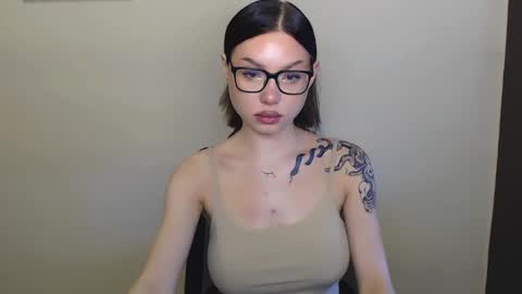 Snapshot of maxi_sweetheart chatting on February 18, 2025, 8:27 am Joanna online show from February 18, 2025, 8:27 am