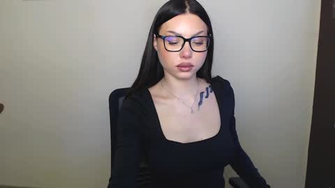 Snapshot of maxi_sweetheart chatting on March 11, 2025, 7:48 am Joanna online show from March 11, 2025, 7:48 am