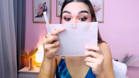 maxie greyson online show from December 18, 2024, 1:26 am