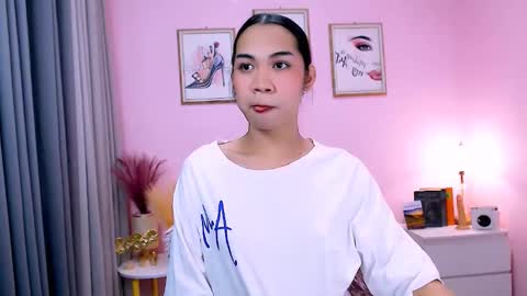 maxie greyson online show from February 24, 2025, 6:38 am