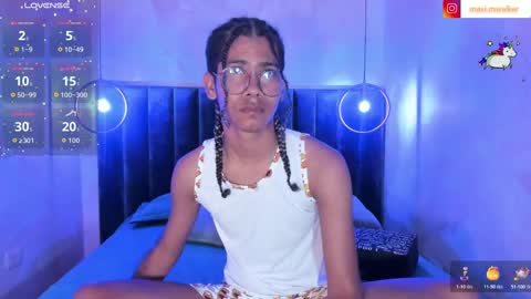 maxim online show from October 23, 2025, 3:06 am