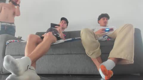 Snapshot of maximo__77 chatting on November 20, 2025, 7:46 pm maximo__77 online show from November 20, 2025, 7:46 pm