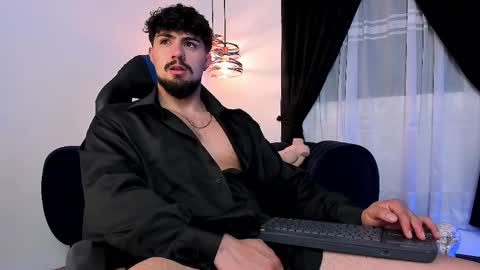 Maximo online show from September 12, 2025, 5:18 am