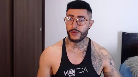 Independent Model online show from December 26, 2024, 3:59 am