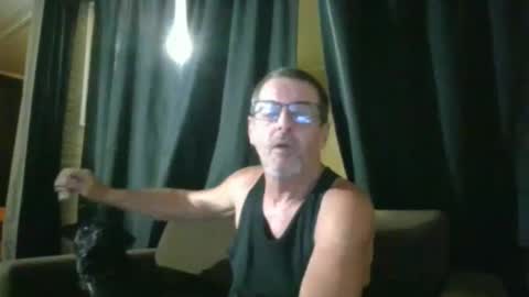 Snapshot of maximus_oreally chatting on March 10, 2025, 1:43 pm Max online show from March 10, 2025, 1:43 pm