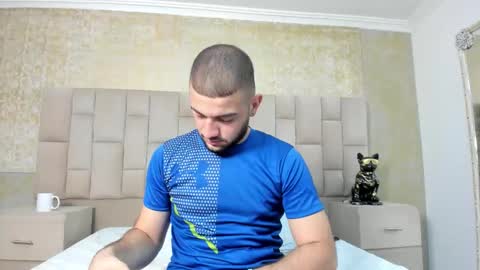 Snapshot of maximusdick1_ chatting on October 27, 2025, 4:05 am Maximus online show from October 27, 2025, 4:05 am