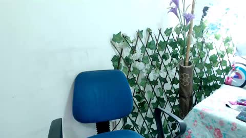 Snapshot of maxinesex_ chatting on January 10, 2025, 8:04 pm maxinesex_ online show from January 10, 2025, 8:04 pm