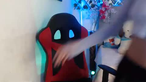 Snapshot of maxinesex_ chatting on September 22, 2025, 1:35 pm maxinesex_ online show from September 22, 2025, 1:35 pm