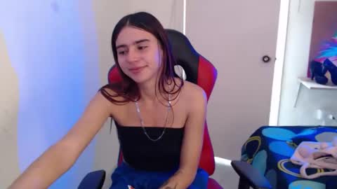 Snapshot of maxinesex_ chatting on November 25, 2025, 2:17 pm maxinesex_ online show from November 25, 2025, 2:17 pm