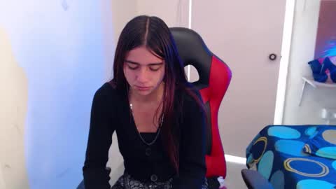 Snapshot of maxinesex_ chatting on November 27, 2025, 1:57 pm maxinesex_ online show from November 27, 2025, 1:57 pm