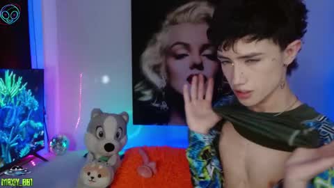 Max online show from February 26, 2025, 7:38 pm