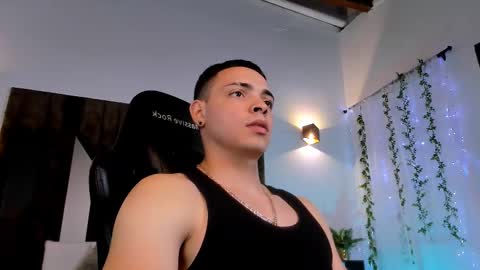 MAX online show from February 11, 2025, 10:50 pm