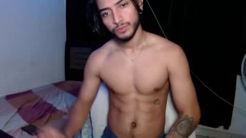 Snapshot of maxximus_10 chatting on December 31, 2024, 6:27 am maxximus_10 online show from December 31, 2024, 6:27 am