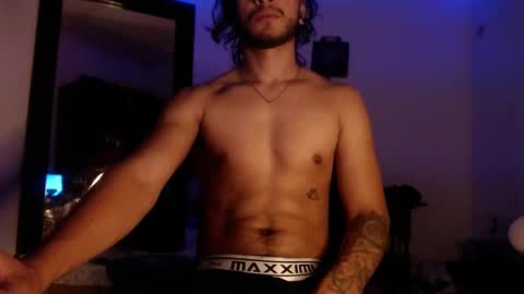 Snapshot of maxximus_10 chatting on January 24, 2025, 9:15 pm maxximus_10 online show from January 24, 2025, 9:15 pm