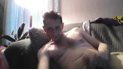 maxyieldz420 online show from March 11, 2025, 12:50 pm