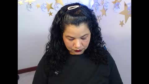 Snapshot of may_fk chatting on November 1, 2025, 5:31 am may_fk online show from November 1, 2025, 5:31 am