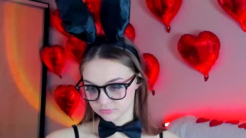 Snapshot of may_fl0wer chatting on February 13, 2025, 5:44 pm May Flower online show from February 13, 2025, 5:44 pm