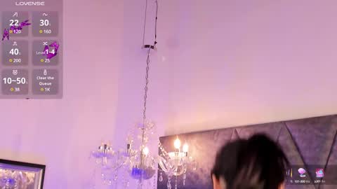 Snapshot of maya_blue_ chatting on March 2, 2025, 9:53 am Maya online show from March 2, 2025, 9:53 am