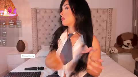 Snapshot of maya_blue_ chatting on October 12, 2025, 3:49 am Maya online show from October 12, 2025, 3:49 am