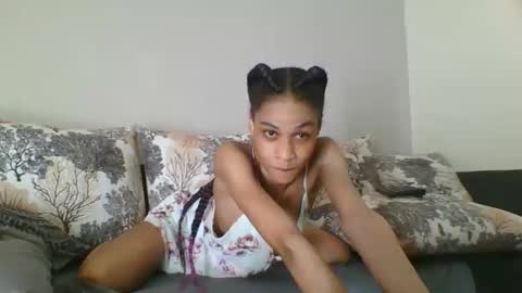 Snapshot of maya_dol chatting on October 16, 2025, 2:18 pm maya online show from October 16, 2025, 2:18 pm