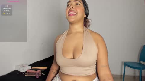 Snapshot of maya_graham_ chatting on November 9, 2025, 9:07 am Maya online show from November 9, 2025, 9:07 am