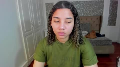 Snapshot of mayaa_ross chatting on October 8, 2025, 2:20 am Maya online show from October 8, 2025, 2:20 am