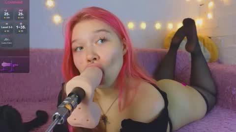 Snapshot of mayaster chatting on December 2, 2025, 9:32 pm Maya online show from December 2, 2025, 9:32 pm